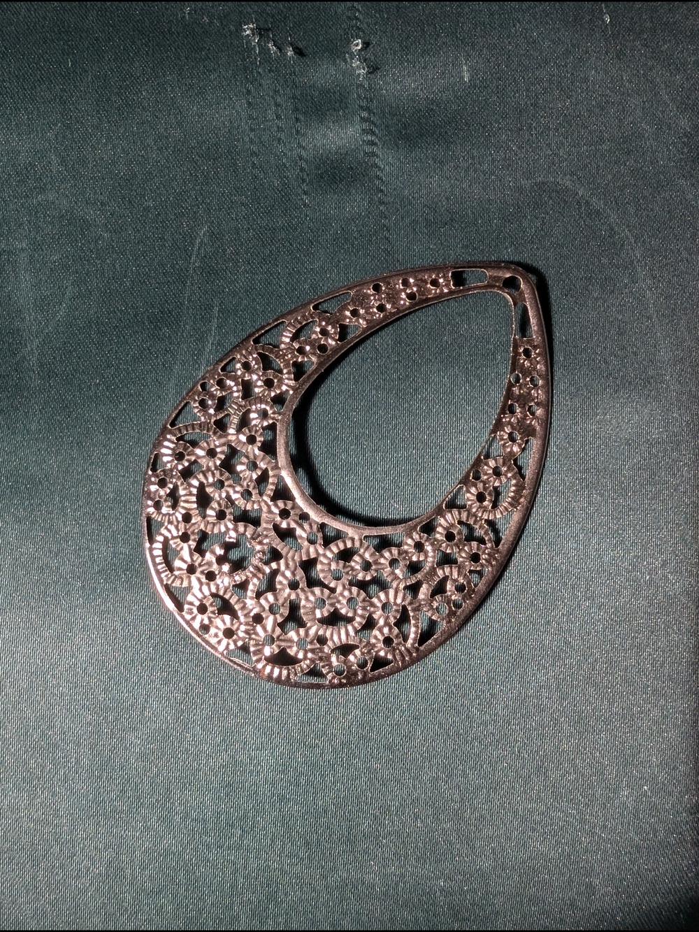 Vintage Intricate Filigree Silver Tone Teardrop Pendant #54
